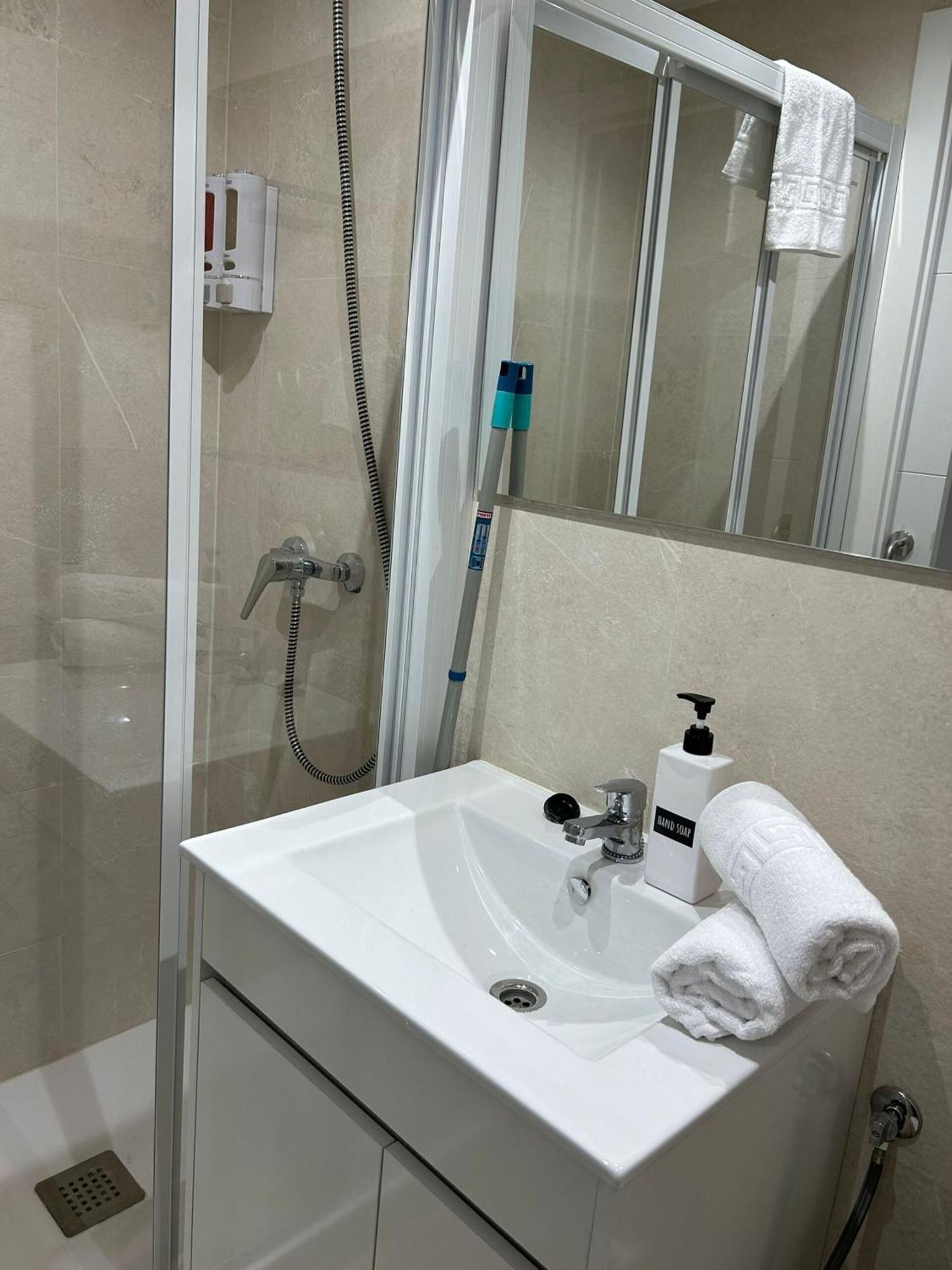 S5 Apartamento Nuevo, Madrid Eksteriør bilde